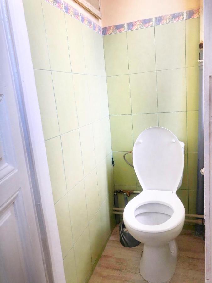 Vintage Apartment 2 Rooms With Balcony リヴィウ エクステリア 写真